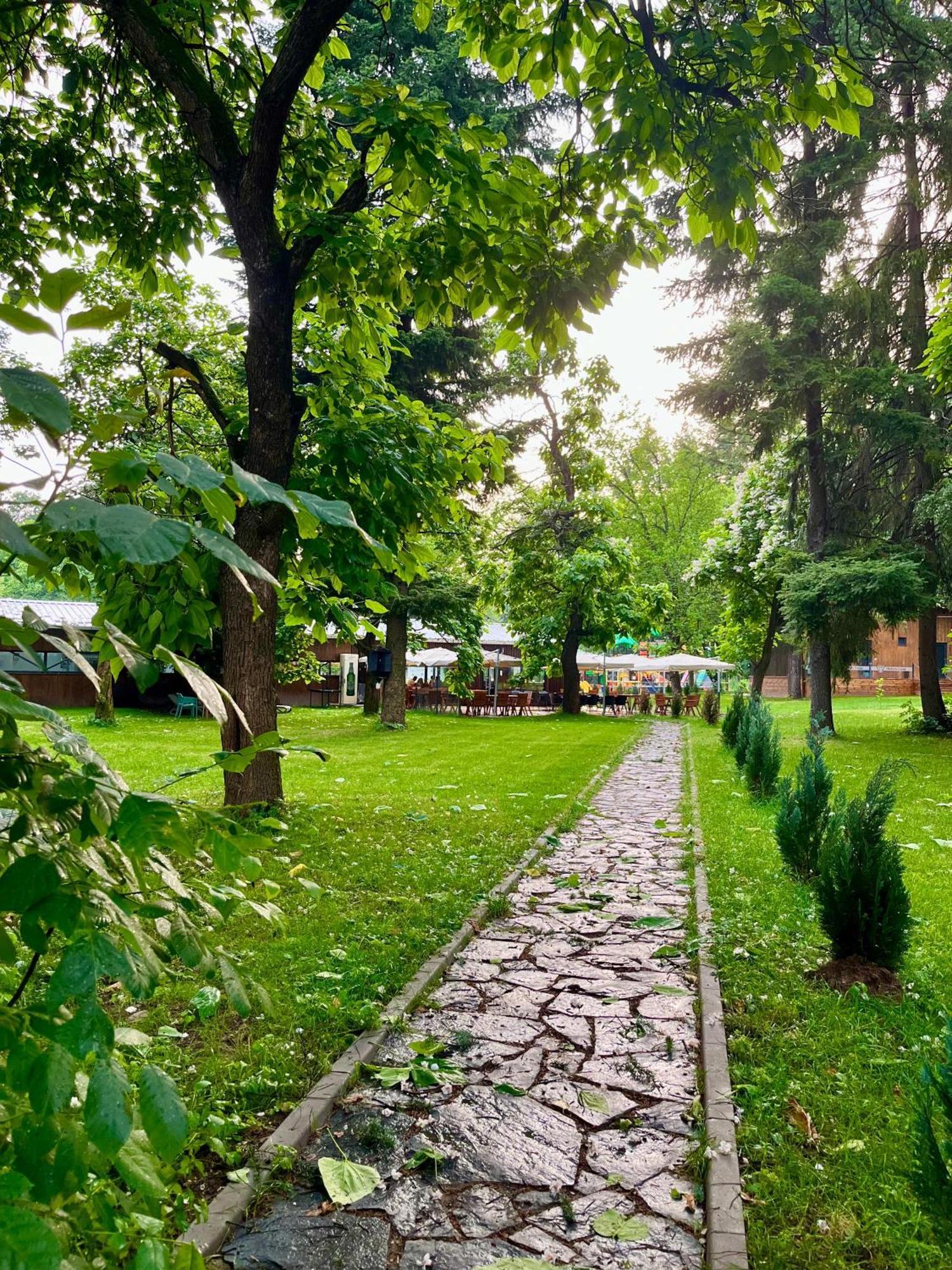 Pension Andra'S House Хорезу Екстер'єр фото