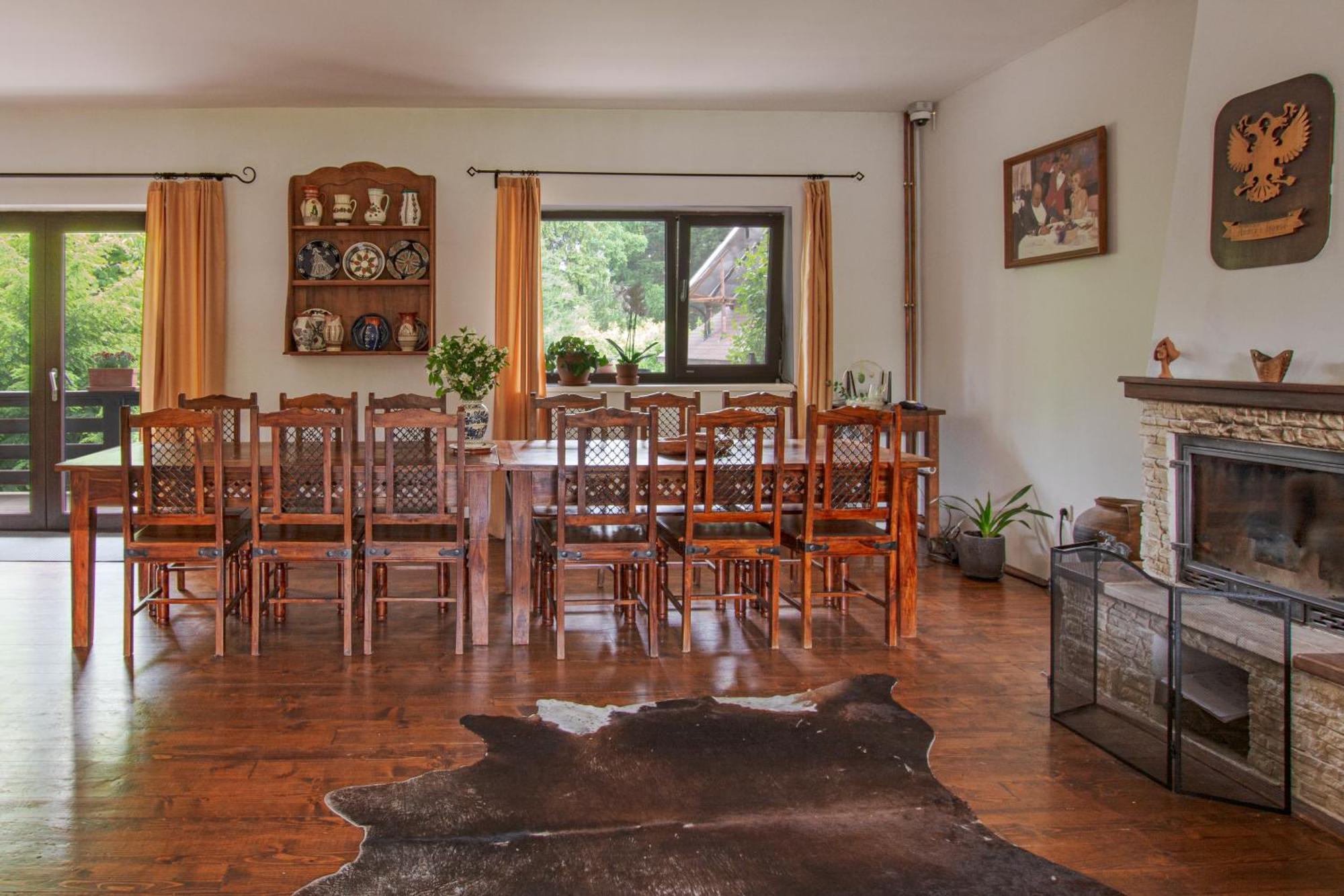 Pension Andra'S House Хорезу Екстер'єр фото